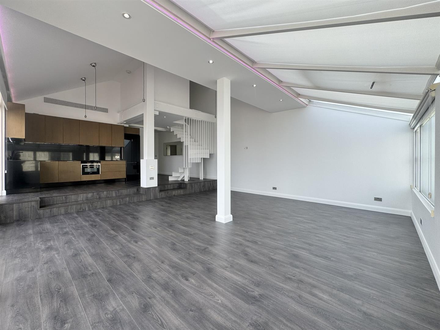 Image of Apartment - 3 Bedrooms - 2 Bathrooms for Sale in Eurotowers-Gibraltar, Image 2